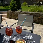 Le Charles Ix Roussillon (Isere)