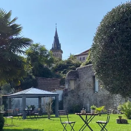Le Charles Ix * Roussillon (Isere)