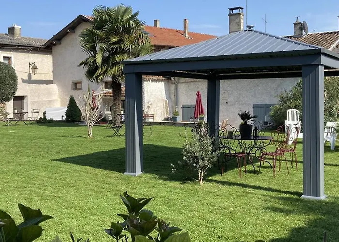 Le Charles Ix Apartment
